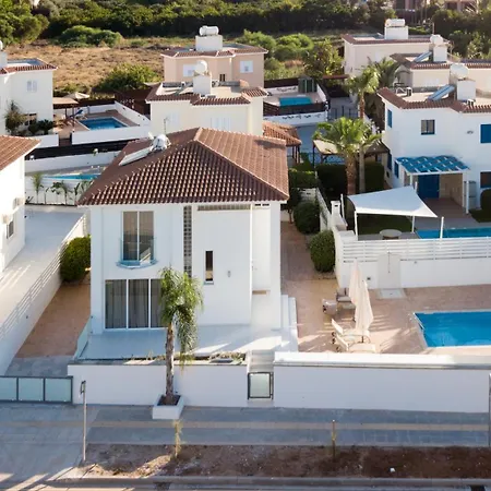 Pernera Gardens Villa